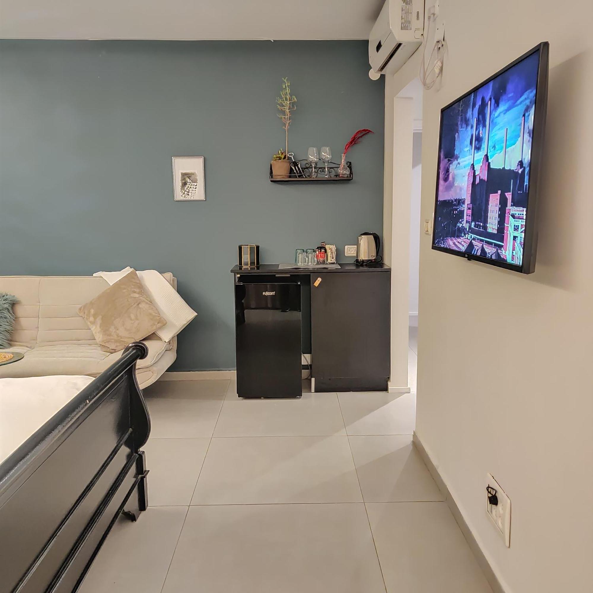 Urbanica Carmel- Apartments Haifa Room photo